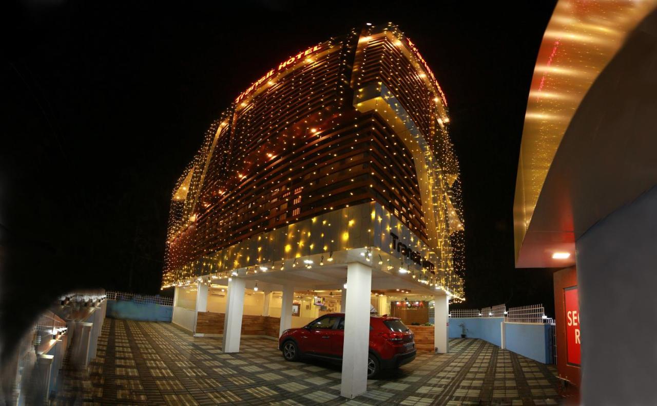 Gateway Airport Hotel カンヌール エクステリア 写真
